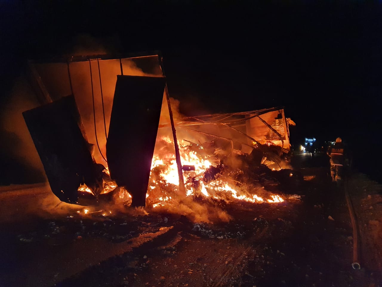 Атырау облысында Түркияның жүк көлігі өртенді