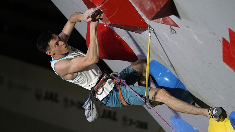 Чехия чемпионатында үздік үштікке енді