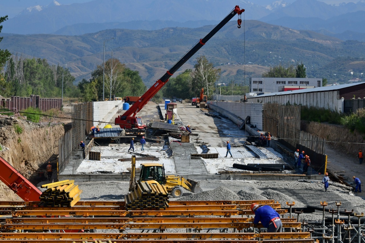 Алматының “Шығыс қақпасындағы” жолайрық мыңдаған адамның сапарын жеңілдетеді