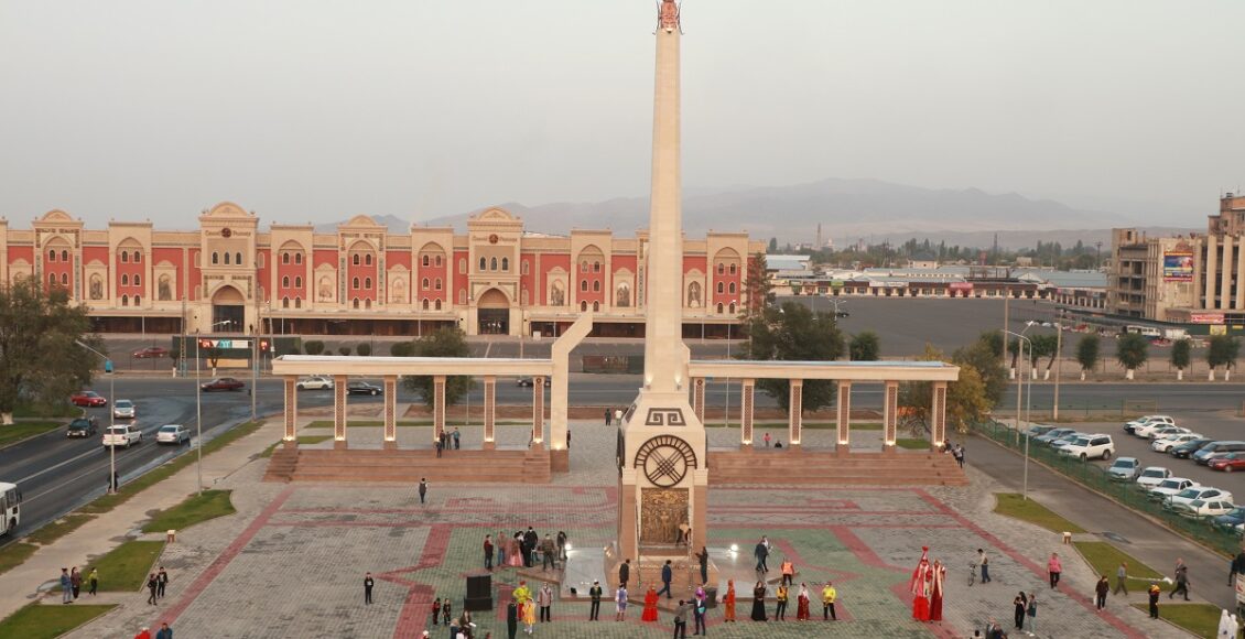 Таразда Елбасы тапсырмасымен монумент бой көтерді