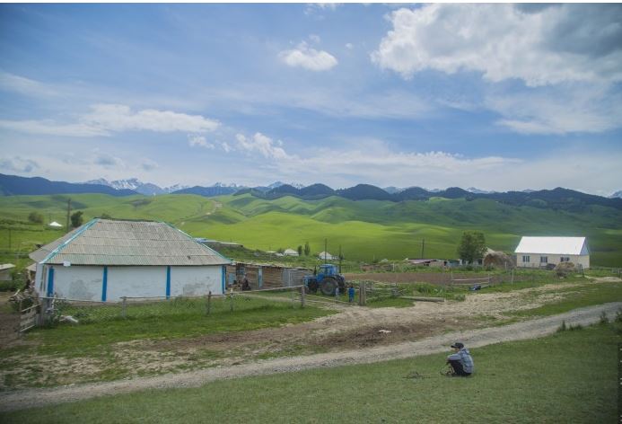 Қашықтан қалай оқып жүр, интернетсіз ауыл баласы...