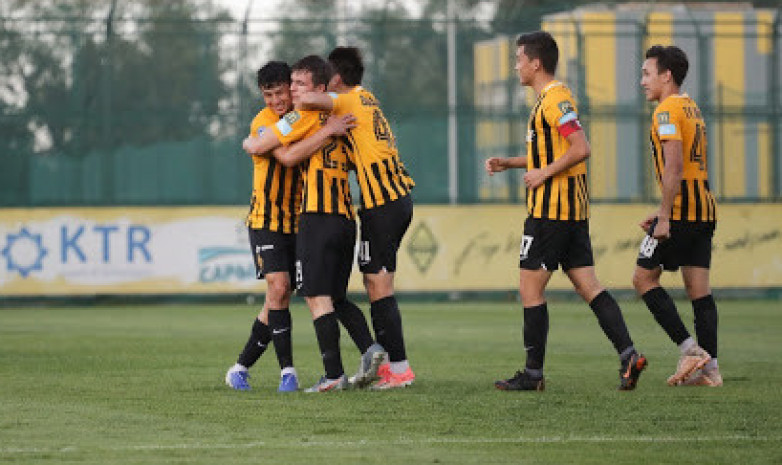 «Қайрат» қара үзіп келеді