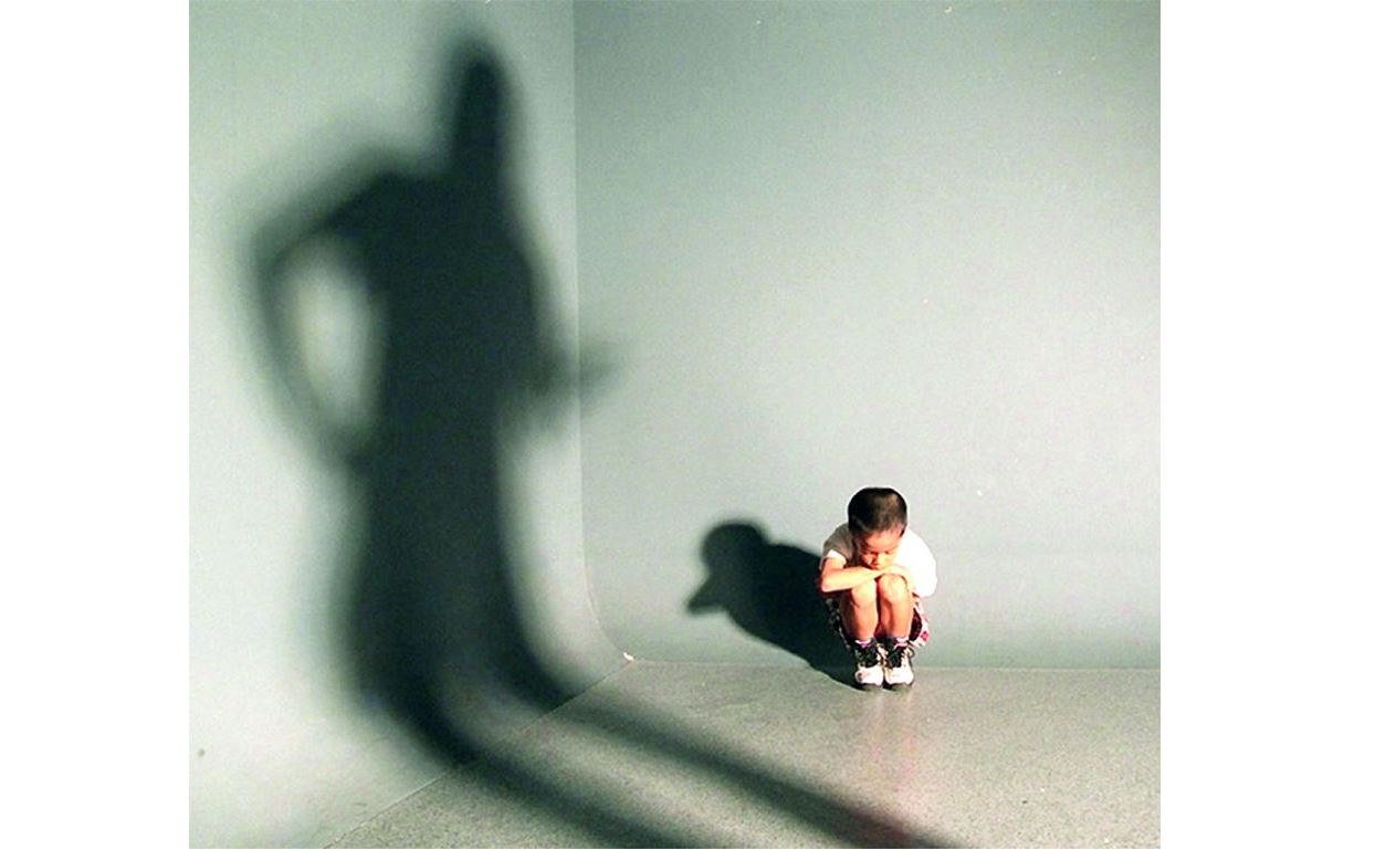 Қатыгез әке – қоғамға қатер