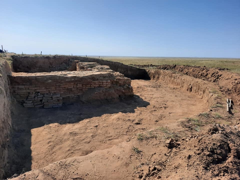 Жайық жылап ағады...