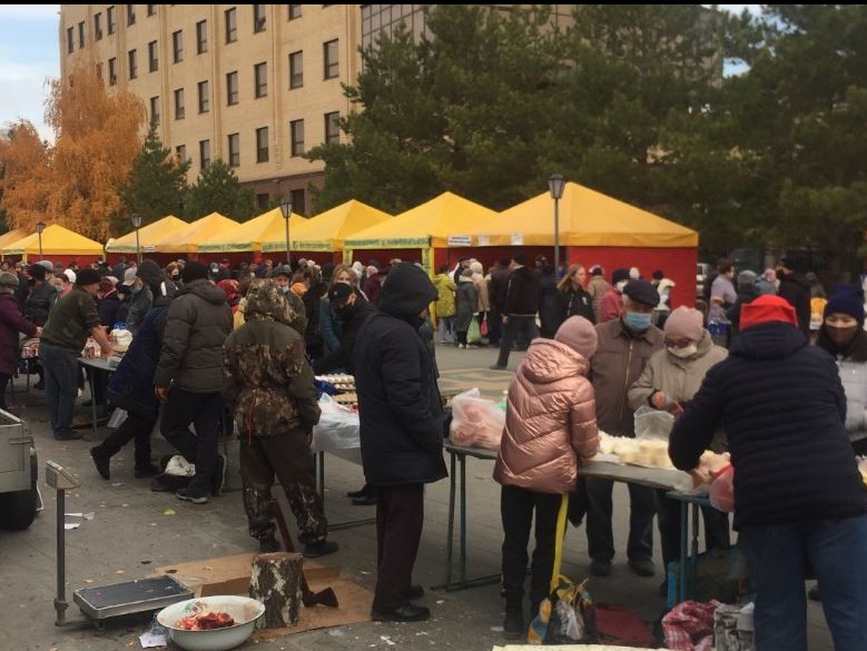Қостанайда ауылшаруашылық өнімдерінің жәрмеңкесі өтті