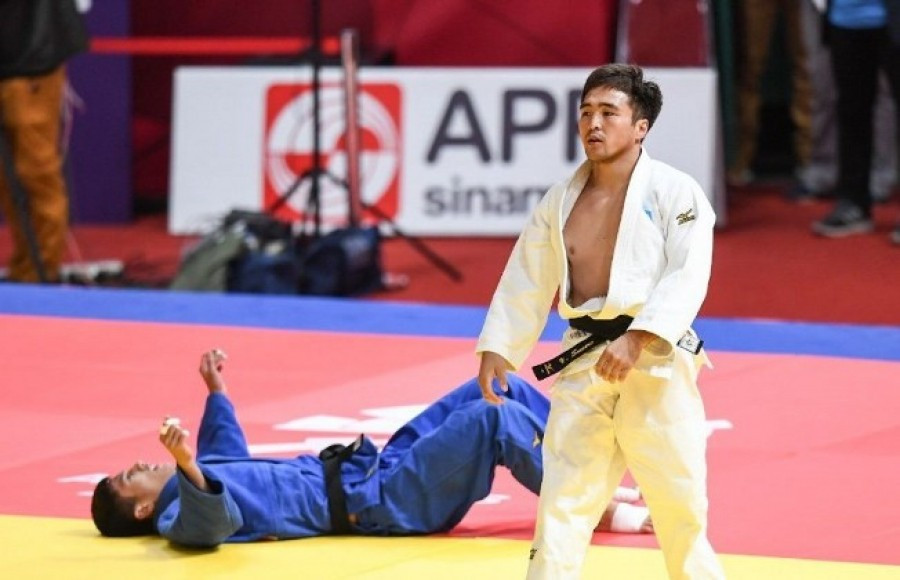 Үздіктер ел намысын қорғайды