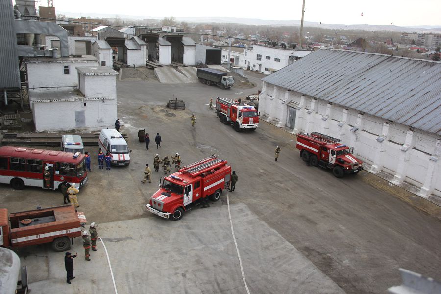 Өскеменде «өрттен 49 тонна өнім құтқарылды»