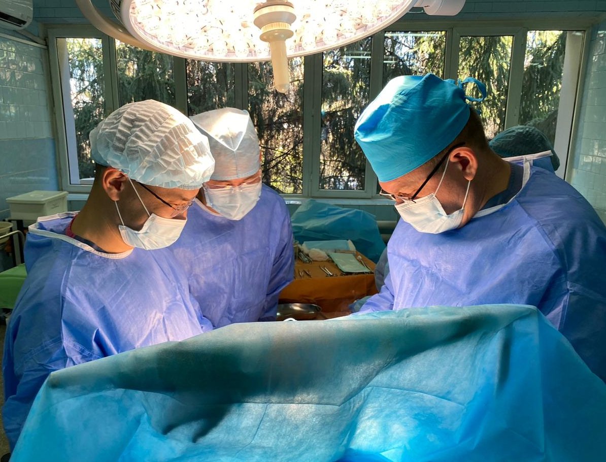 Педиатрия орталығы 30-дан астам баланың ағзасын сақтай отырып, ота жасады