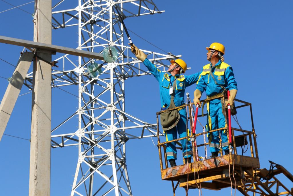 Алматыда 660-тан астам иесіз электр желісі қала теңгеріміне берілді