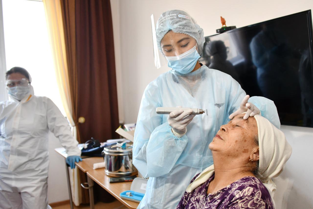 Алматылық балалар мен қариялар тегін тексеруден өтеді