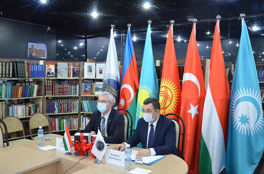 "Мажарстан түркологиясы" атты халықаралық онлайн-конференция өтті