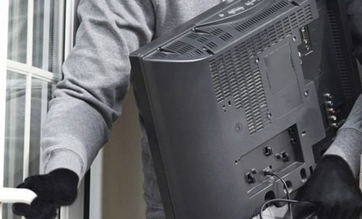 Теледидар ұрлаймын деп тұтылды