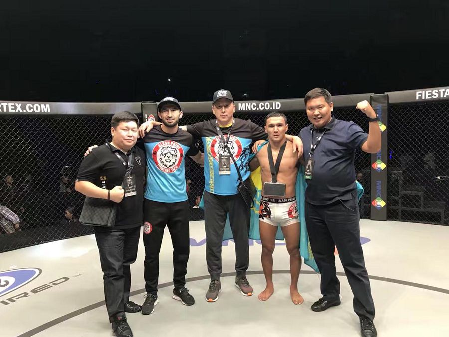 Алға, Алаштың жігіттері!