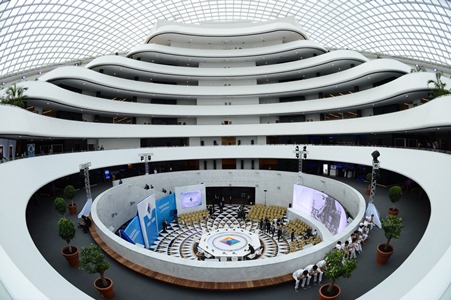 Кітап тарту етті