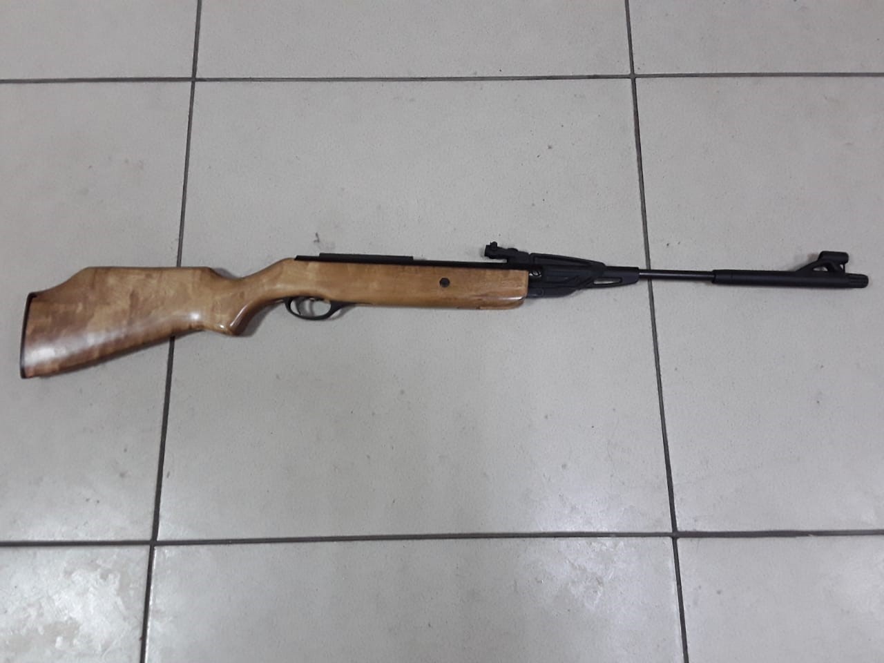 Жасөспірім өзін пневматикалық қарумен жарақаттады