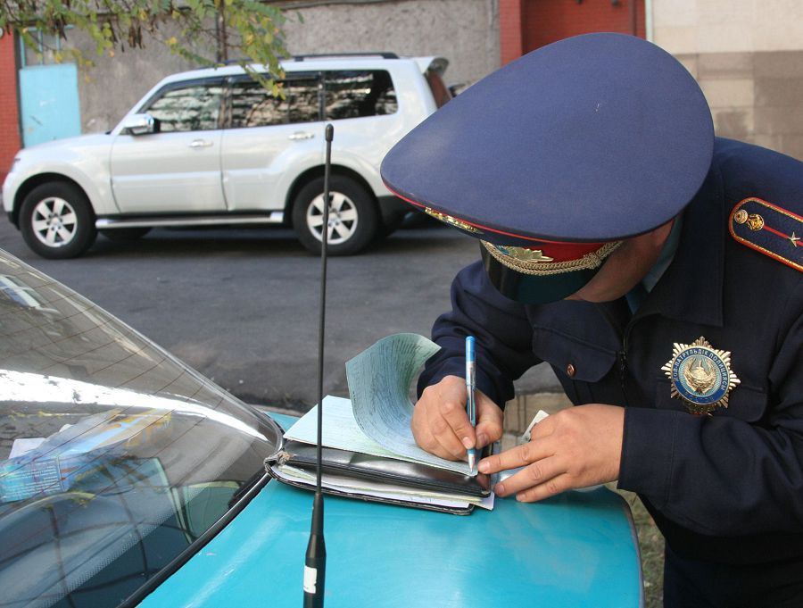 Құқық қорғаушыларды кім қорғайды?