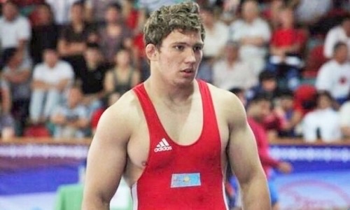 Күрес: Елхан Асадов пен Олег Болтин Қазақстан чемпионы атанды