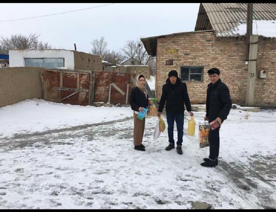 Жастар жылу сыйлап жүр