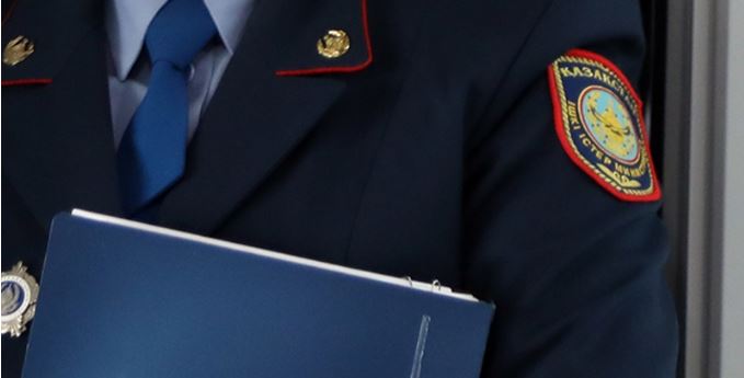 Атырауда инспекторға "қызыл" балық беруші ұсталды