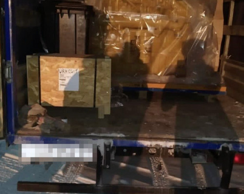 Шекарадан заңсыз тауар асырмақ болған екі автокөлік ұсталды