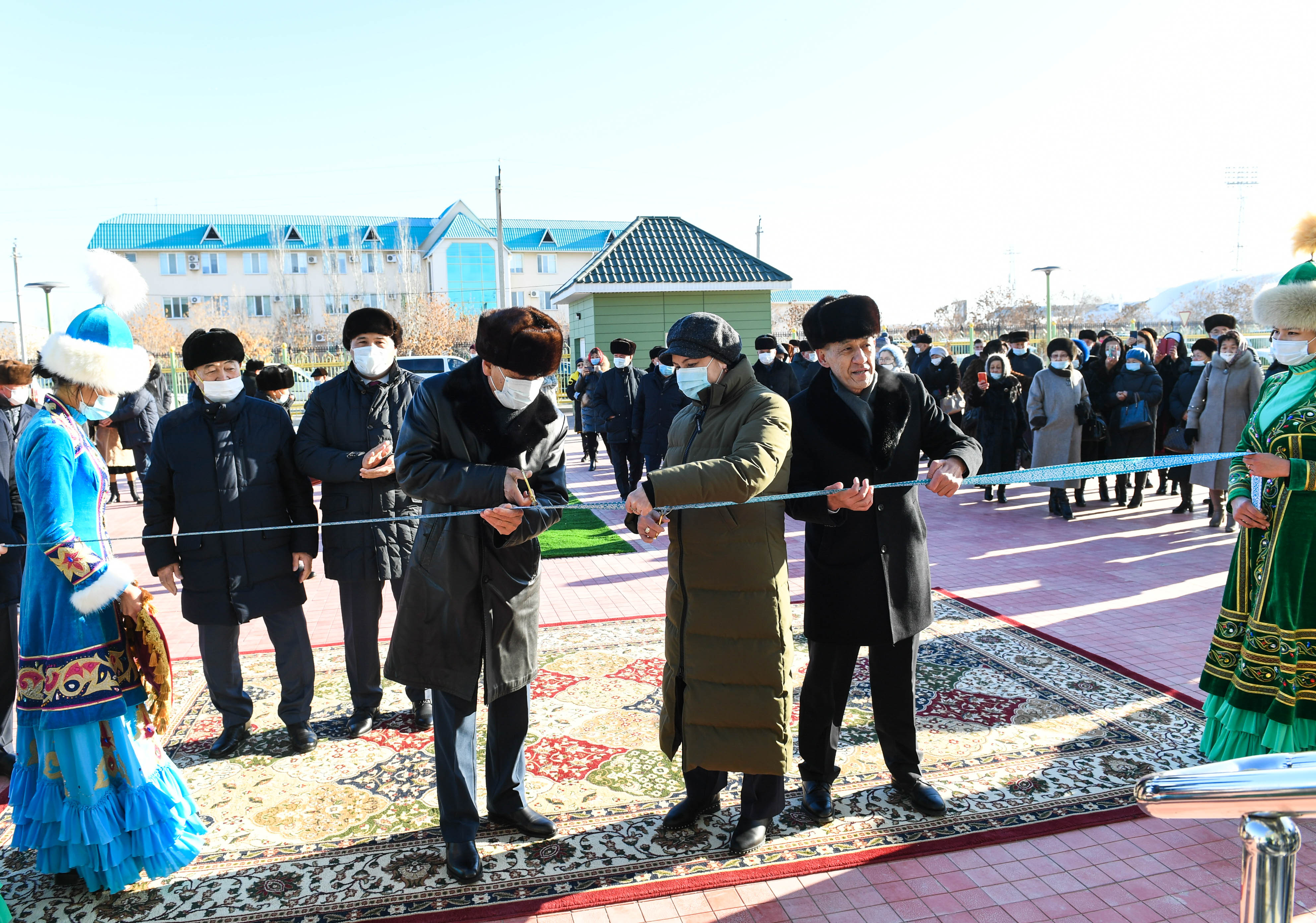 Қызылордада тұрғын үй мен мектеп пайдалануға берілді