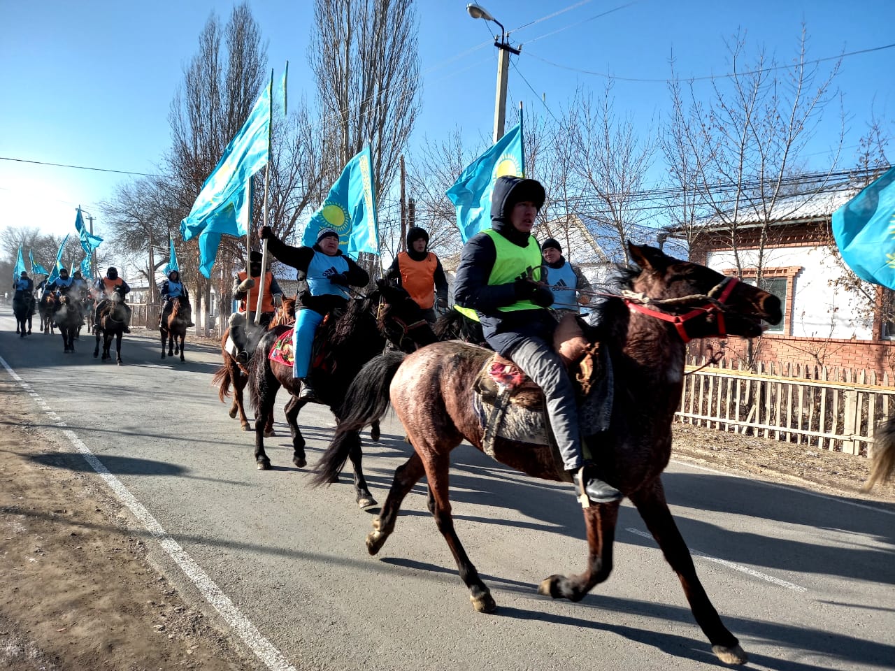 Қызылордада мерекелік шеру ұйымдастырылды