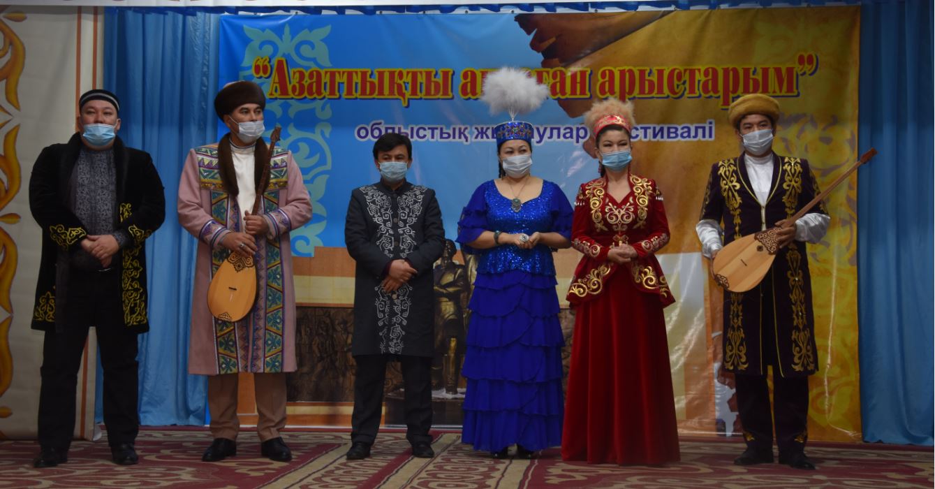 Бекарыстан би ауылында облыстық жыршы-термешілер фестивалі өтті