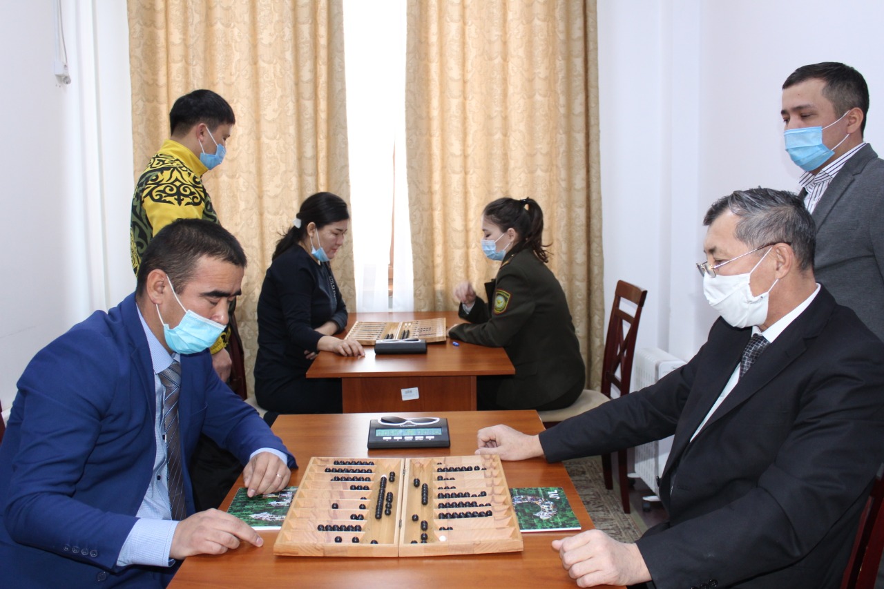 Мемлекеттік қызметшілер арасында тоғызқұмалақтан чемпионат өтті