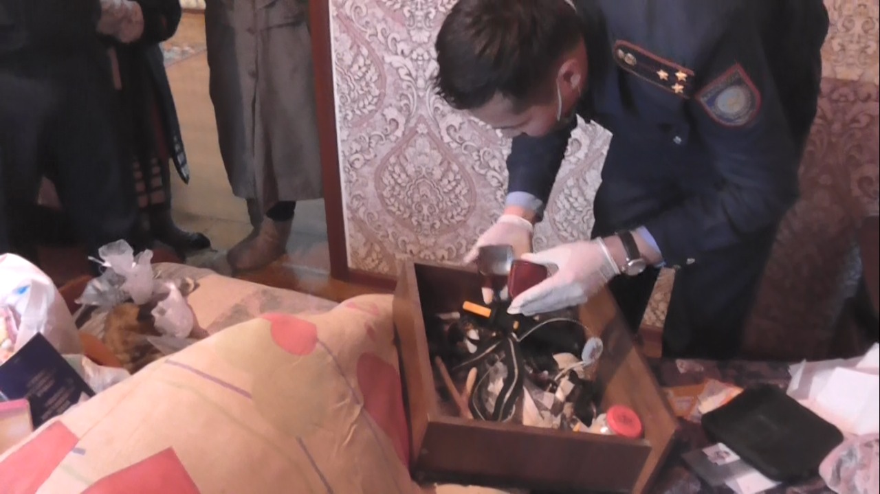 Қызылордада пәтерлерге ұрлыққа түскен екі күдікті 6 миллионнан астам шығын келтірген