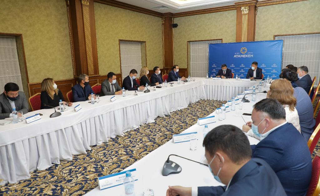 Атырауда кәсіпкерлерді қолдауға 4,9 млрд теңге  бөлінді