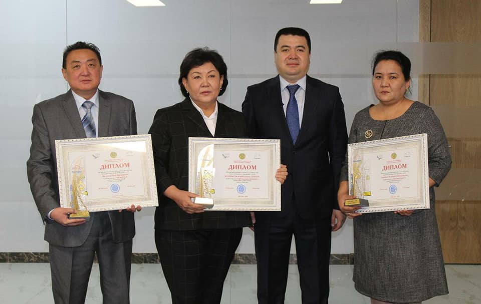 В.Цой Түркістан облысының үздік дәрігері атанды