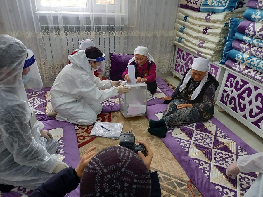 Жоғары деңгейде қызмет көрсетті