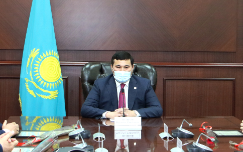 Қызылорда әкімі өкілеттілігі аяқталған депутаттарға алғыс айтты