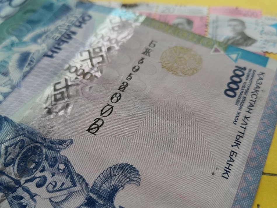 Қазақстандықтар БЖЗҚ-дағы ақшаны қайда жұмсай алады?