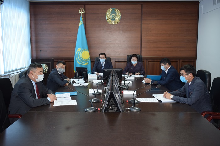 Аудан әкімі қоғамдық кеңес алдында есеп берді