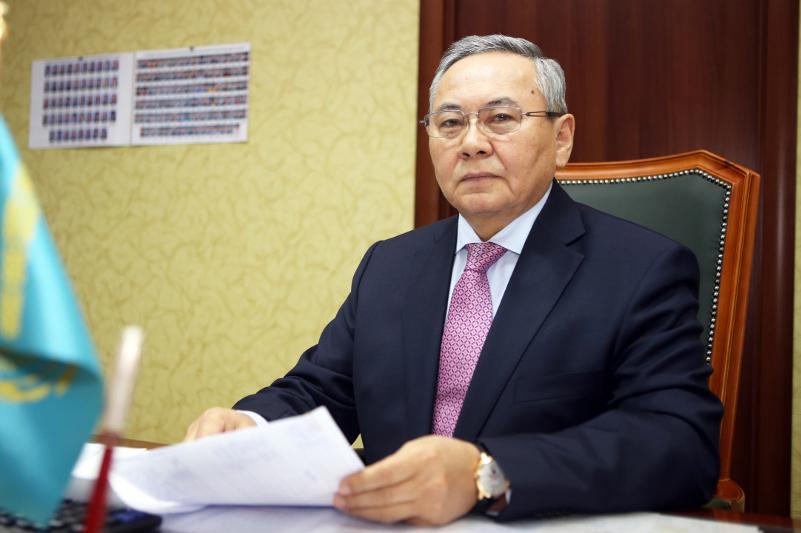 Экс-депутат Қыздар университетіне қызметке барды