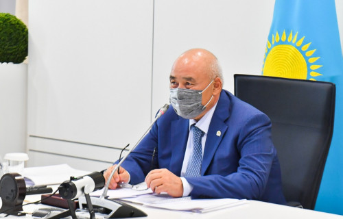 Өмірзақ Шөкеев: Жемқорлықпен күресте «бейресми жолды» жою керек