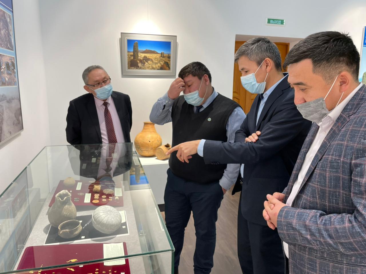 Алматы маңынан табылған археологиялық артефактілер тұрғындар назарына ұсынылды