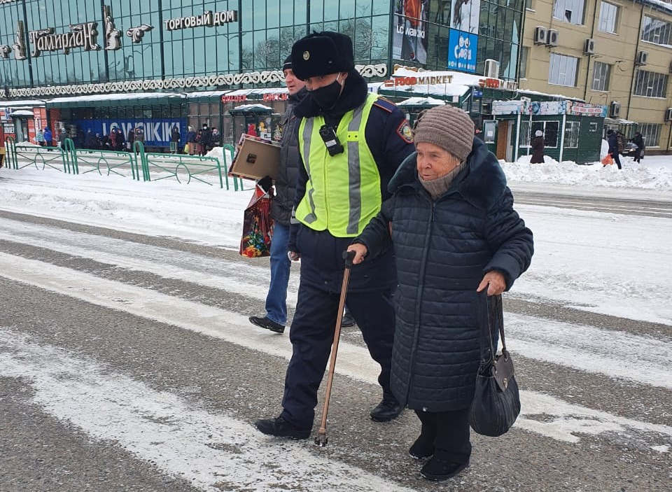 Полицейлер жанашырлығы