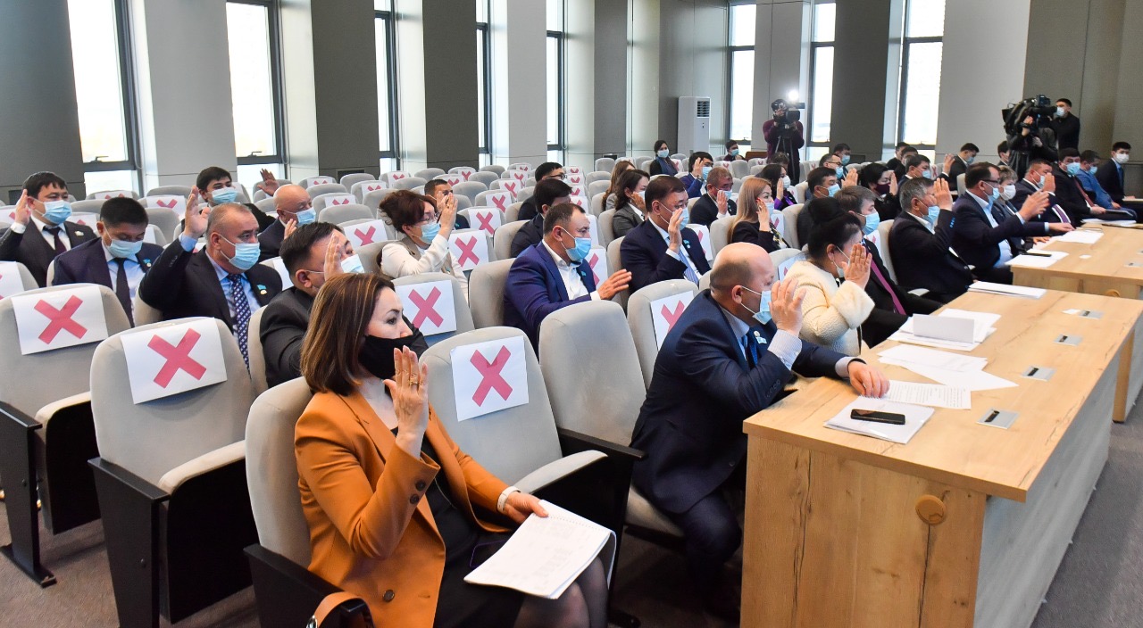 Өмірзақ Шөкеев: Жол картасы облыстағы өзекті мәселелерді шешеді