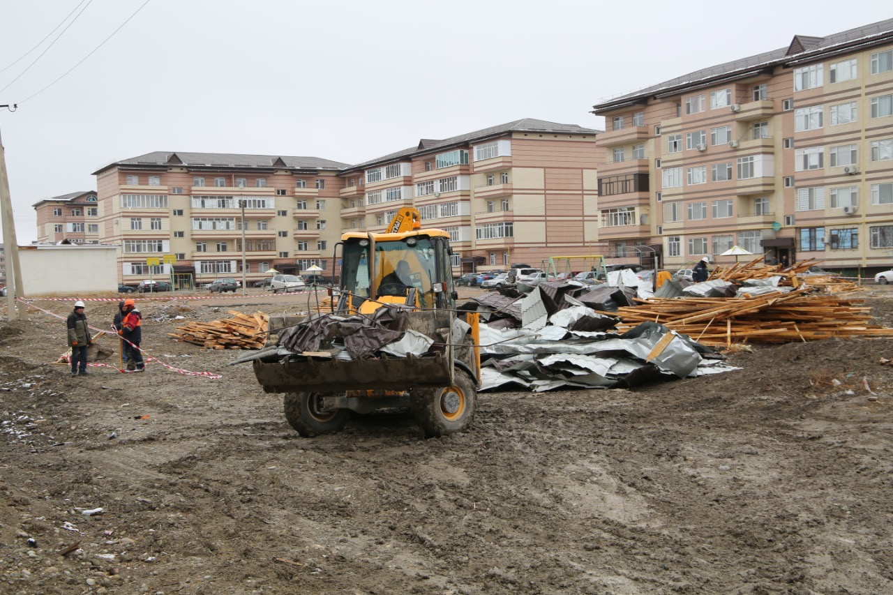 Таразда қатты желден зардап шеккен нысандар қалпына келтірілуде 