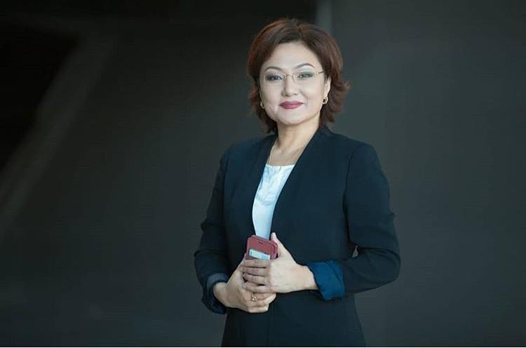 Өмір өзі үйретеді: Танымал журналист басынан өткен сынақ туралы айтты