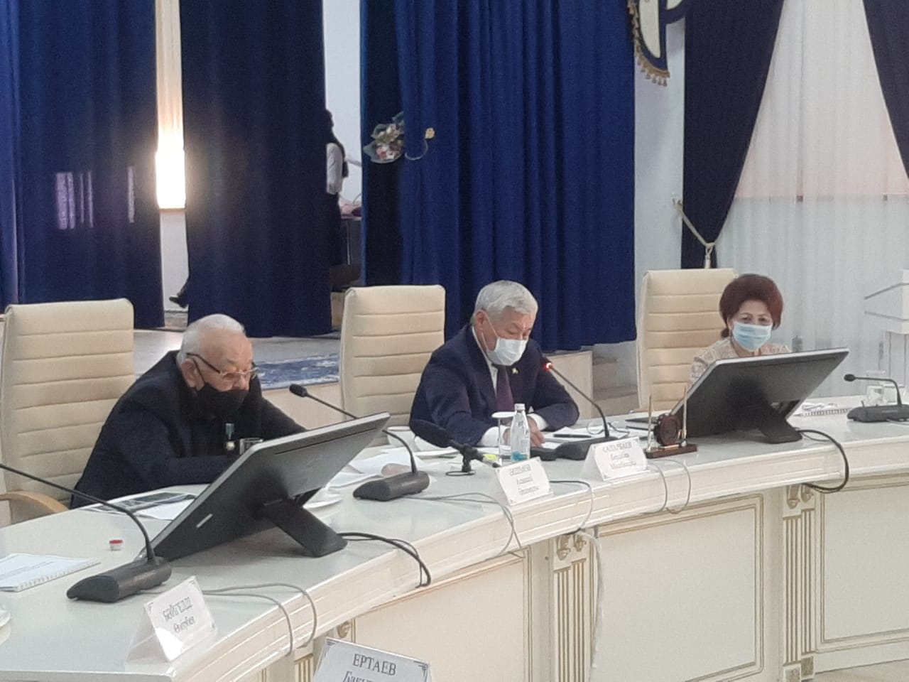 Таразда танымал түлектердің кездесуі өтті