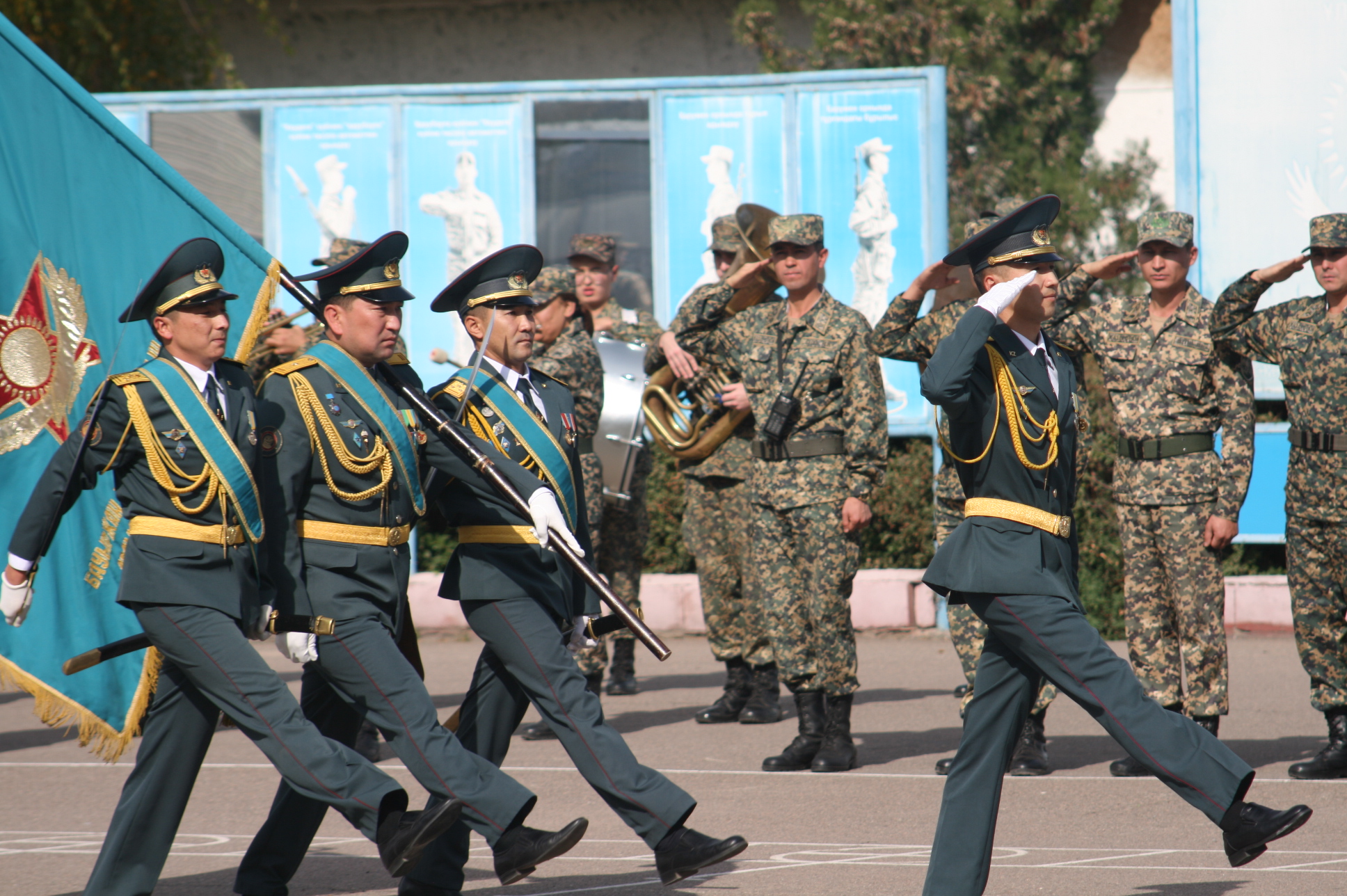 Қуатты құрылымның шуақты мерекесі