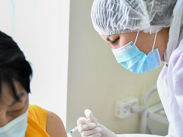 Екпе алу пункті мешітте де ашылды