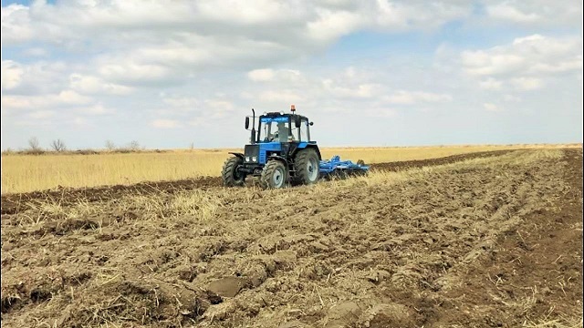 Жетісу диқандары жер игеріп жатыр