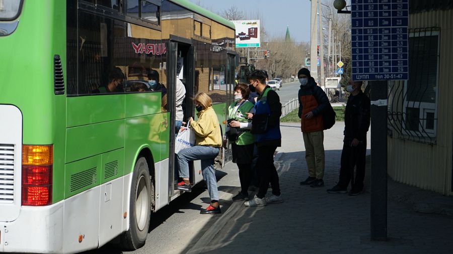 Қоғамдық көліктегі қордаланған мәселе