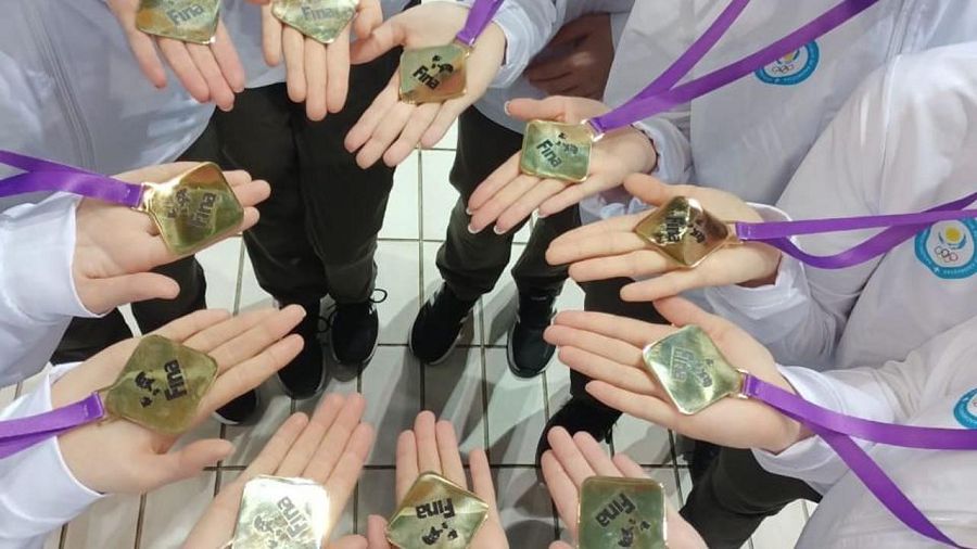 «Хайлайт» сынында бет қаратпады