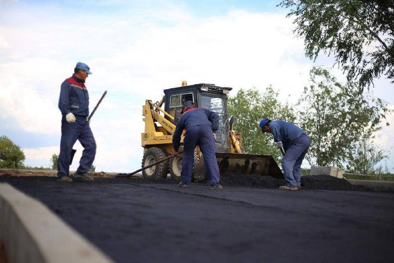 Түркістан облысында мың шақырымнан астам жол жөнделеді