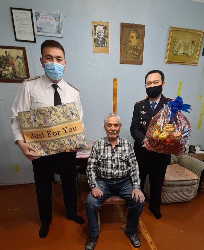 Маңғыстауда соғыс ардагеріне құрмет көрсетті